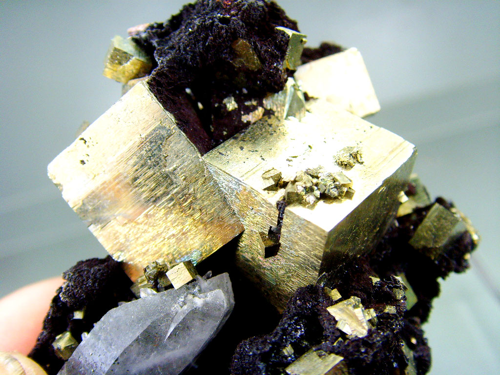 结晶矿物学与晶体光学